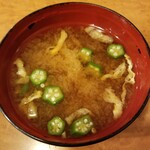 十勝豚丼 いっぴん - お味噌汁 120円(LINE登録で無料)