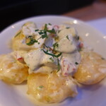 バカイゥン - 小海老のフリットアボカドとアンチョビマヨ和え