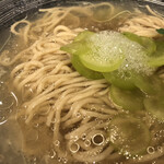 Japanese Soba Noodles 蔦 - シャインマスカットと麺