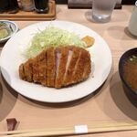 すぎ田 - ロースかつ定食