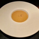 大どころ - とうもろこしのスープ〜トマト（熊本）、とうもろこし（長崎）をカツオベースで伸ばしたスープ。とうもろこしの甘味が半端ない。