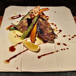 大どころ - イサキ（長崎産）〜大きな伊佐木頭を焼いて、ニンニクを効かせたアンチョビオイル焼。アンチョビオイルが良いね。自宅でも使えそう。