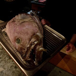 大どころ - 本日のあらは24kgの大物、あらは冬に脂がのるが、この時期でも型の良いもの。