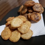 緒方 - 緒方おせんべい (鱧山椒70g.黒胡椒50g、税込3,240円)