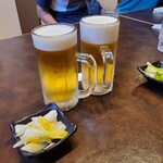 中華さくら - まずは生ビールですよ！