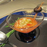 フランス料理　レ・セレブリテ - <食前のお楽しみ>しらすのカルパッチョ