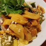 麺屋 六感堂 - 女川ほやとパイナップルのエスニック冷やし中華＋ほや刺し増し