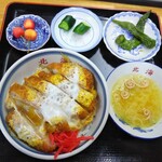 お食事処 北海 - かつ丼（大盛り）