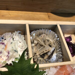 魚河岸割烹 鮮 - 料理写真:ポテサラとエノキ