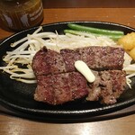 1ポンドのステーキハンバーグ タケル - 