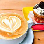 CUPS coffee & cupcakes - 