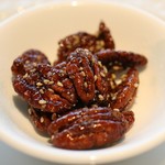 中国料理 皇苑 - サービスのピーカンナッツの飴炊き