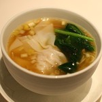 中国料理 皇苑 - 初夏ディナー：香港風ワンタン麺