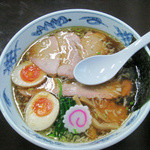 とら食堂 - 焼豚麺味玉入り950円・2012