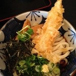 梅八 - 熱々の海老天！ネギもた～っぷりですよ！