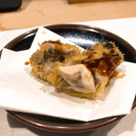 うを徳 - 徳島の岩牡蠣フライ