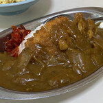 藤や - 2020年7月。カツカレー700円。味噌汁付き。