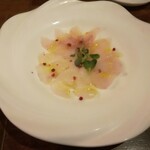 Baru Comodo - 鮮魚のカルパッチョ３種