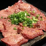 焼肉ホルモン多喜万 - ◆上塩タン　990円(税別)×4人前