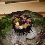 肉屋 田中 - 雲丹、カリフｒワーのムース、キャビア