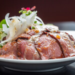 居酒屋 アル - 和風おろしソースのローストビーフ丼