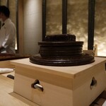 肉屋 田中 - 銀の朏