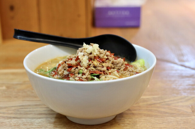 台湾ラーメン 仙 久屋大通 ラーメン 食べログ