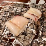 めしの助 - 炭焼き(お通し)
      ひいか