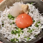 めしの助 - 釜揚げしらす丼