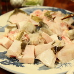 からかさ - 大量のクエのぶつ切り