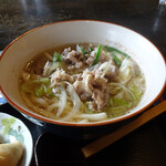 手打ちそば・うどん  田舎茶屋 - 肉うどん650円