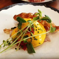 ザ タヴァン グリル＆ラウンジ - 