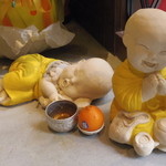 タイの食卓 オールドタイランド - お地蔵さんがお出迎え