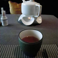 中国飯店 琥珀宮 - まずはお茶。プーアール