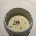 Furansu Ryourire Sereburite - ジャガイモの冷製ポタージュ “パリ•ソワール”