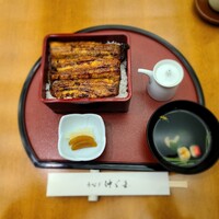 うなぎ 仲じま - うな重特上(4000円税)です。