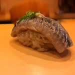 鮨駒 - 冒頭で提供された三日寝かせ鰯、今度家で真似してみます！笑笑