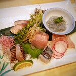 ツバメキッチン - お刺身盛合せ(1人前)
