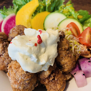 ORGANIC TABLE BY LAPAZ_1