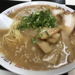 安登鉄板焼製作所　あとてつ - ラーメン並