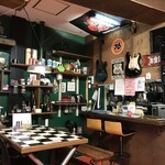 安登鉄板焼製作所　あとてつ - ラーメン屋には見えません