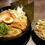 節骨麺たいぞう - こってり大盛+ネギチャー飯 880円