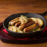 ニュルンベルガーソーセージとジャーマンポテト/Nuremberg Mini Sausages