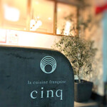 Cinq - 