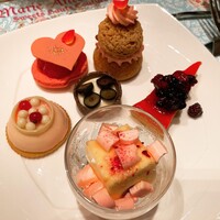 ロビーラウンジ 「マーブルラウンジ」 ヒルトン東京 - 