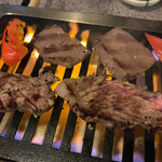 焼肉万歩園 - 
