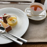 スミレオオサカ - 