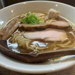 らーめん チキント - これがチキントの王道。鶏白湯ラーメン。