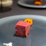 プレゼンテ スギ - 2020.7 High＆Low ステーキ（八千代黒牛シャトーブリアン、人参ピクルス、牛蒡バルサミコ酢漬け）