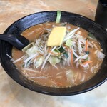 黄金 - みそバターラーメン